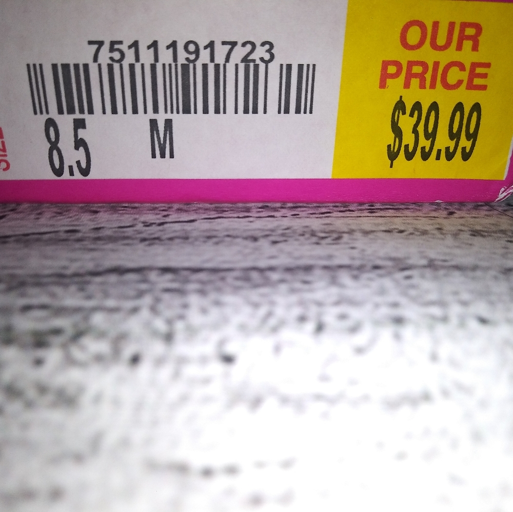Chinese Laundry Las Angeles Ankle Boots - Picture 7 of 7
